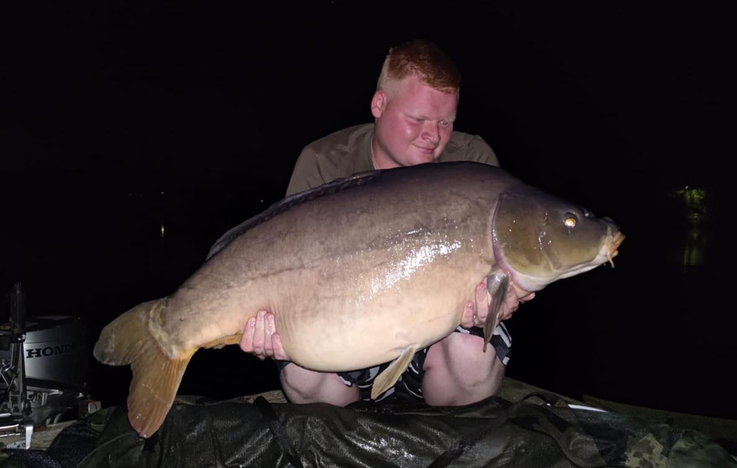 Karper 1 op nachtvisstek 4 Karper 1 op nachtvisstek 4