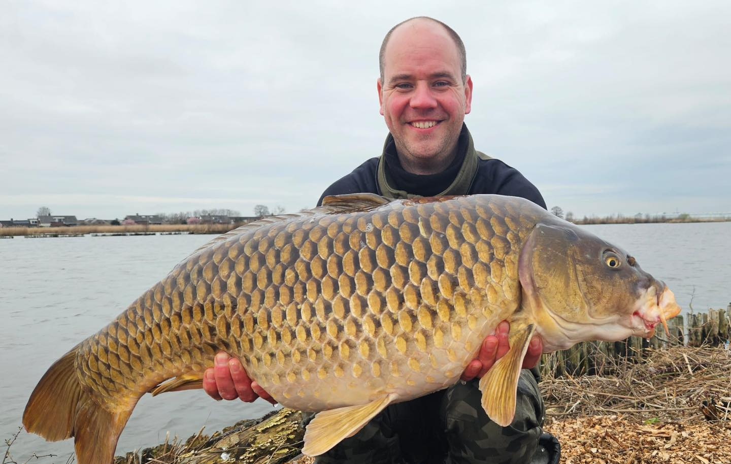 Karper 2 op nachtvisstek 4 Karper 2 op nachtvisstek 4